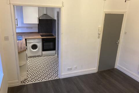 1 bedroom apartment to rent, Flat 3, 47 St. Chads Road, Derby, DE23
