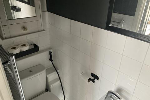 undefined, Flat 3, 47 St. Chads Road, Derby, DE23