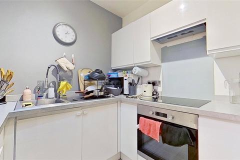Flat 11, Southpoint Emerald Quay, Shoreham-by-sea, BN43 5JL