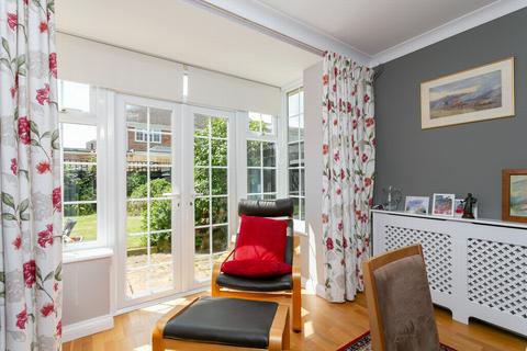 12 Cobay Close, Hythe, CT21 6AA