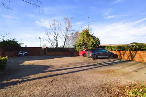 51 Coppice Gate, Cheltenham, GL51 9QJ