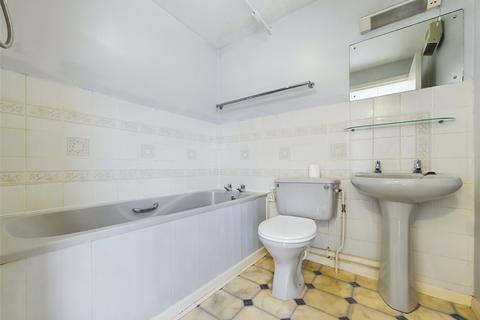 51 Coppice Gate, Cheltenham, GL51 9QJ