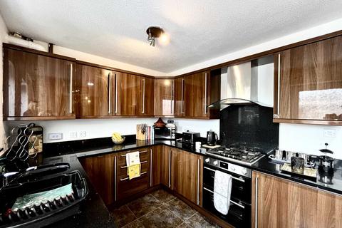 5 bedroom semi-detached house for sale, Kelsey Close, St Helens