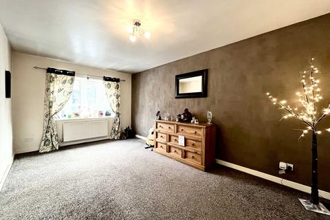 5 bedroom semi-detached house for sale, Kelsey Close, St Helens