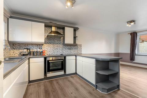 46 Glen Road, Castle Bytham, Grantham, NG33 4RJ