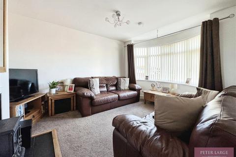 3 bedroom detached house for sale, 12 Tynewydd Road, Rhyl, Denbighshire, LL18 3BA