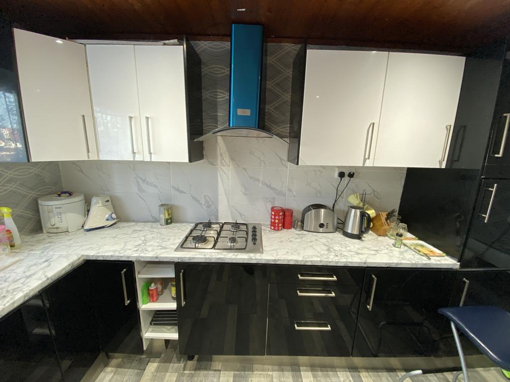 Apartment in HOUNSLOW - View 3