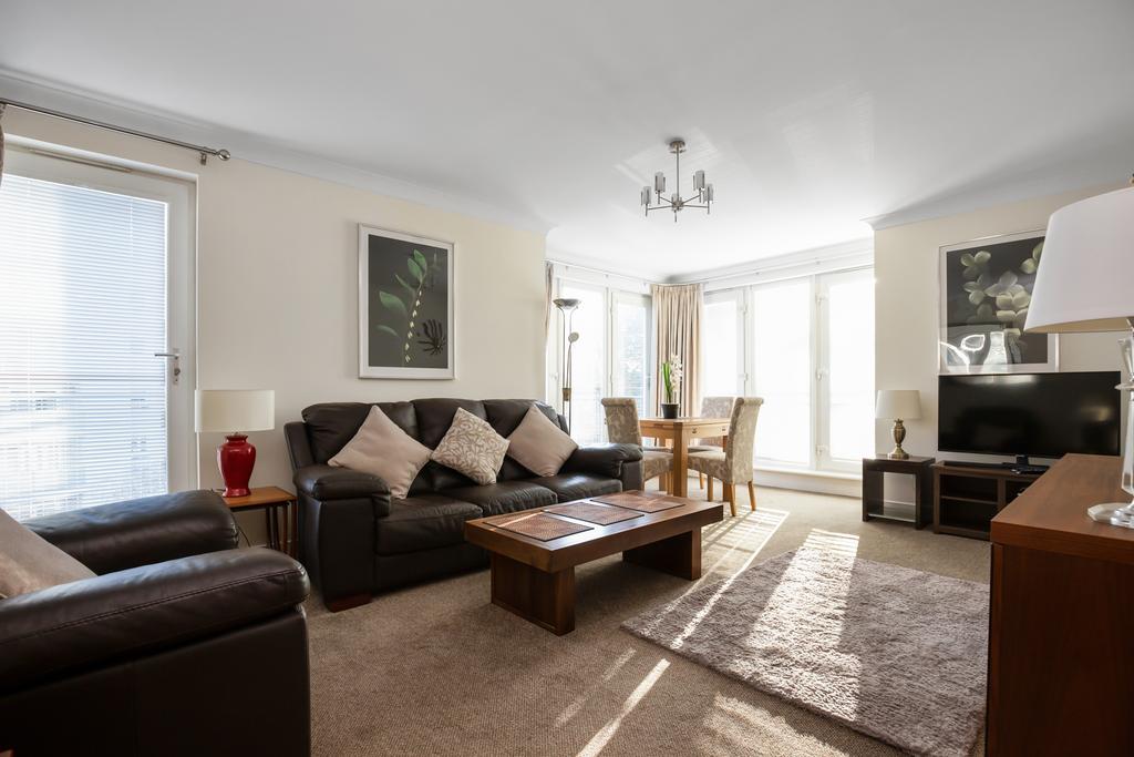 22/18 Barnton Grove, Edinburgh, EH4 6EJ 1 bed flat for sale £245,000