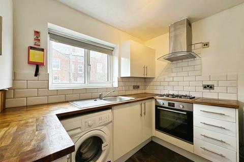 2 bedroom flat to rent, Central Road, Didsbury, Manchester, M20