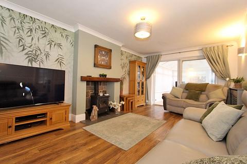 4 bedroom detached house for sale - Grendon Gardens, Merry Hill, Wolverhampton, WV3
