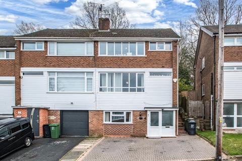 4 bedroom end of terrace house for sale, Ferney Hill Avenue, Batchley, Redditch, Worcestershire, B97