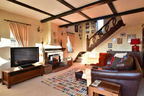 4 bedroom detached house for sale, Channel View Road, Woodingdean, Brighton, East Sussex