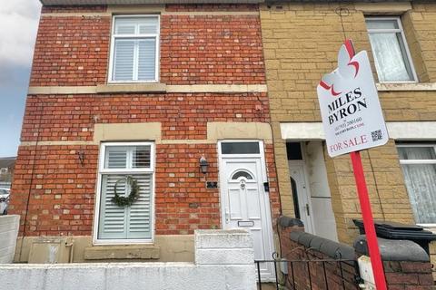 2 bedroom end of terrace house for sale - Gorse Hill, Swindon SN2