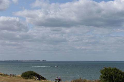 2 bedroom apartment for sale, 2 Graystone Road, Tankerton, Whitstable