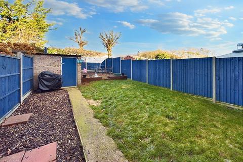 67 Fairfields, Thetford, IP24 1JN