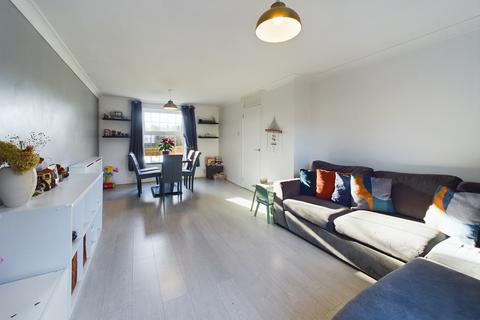 67 Fairfields, Thetford, IP24 1JN