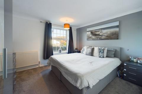 67 Fairfields, Thetford, IP24 1JN