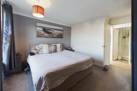 67 Fairfields, Thetford, IP24 1JN