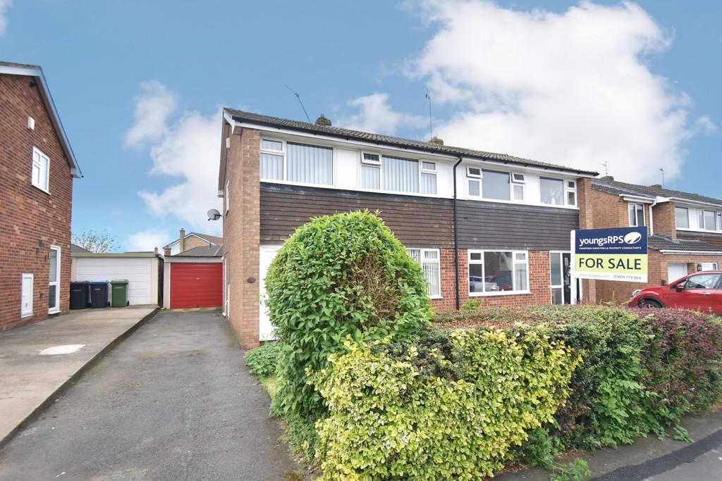 Normanby Road, Northallerton 3 bed semidetached house for sale £220,000