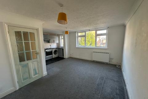 Edith Road, Clacton-On-Sea CO15