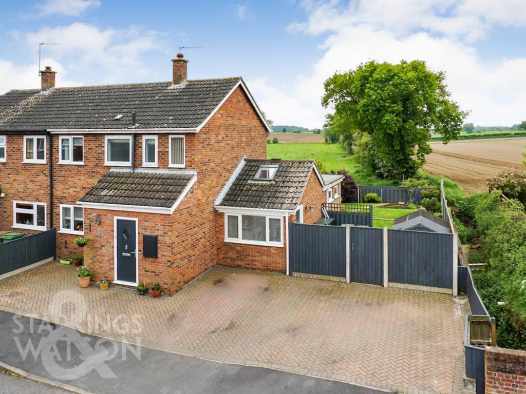 Millside, Hales, Norwich 3 bed semidetached house for sale £290,000
