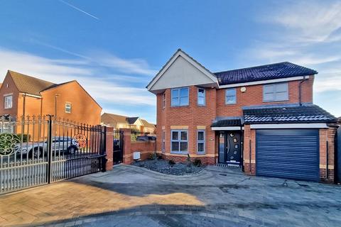 4 bedroom detached house for sale, Century Drive, Willenhall