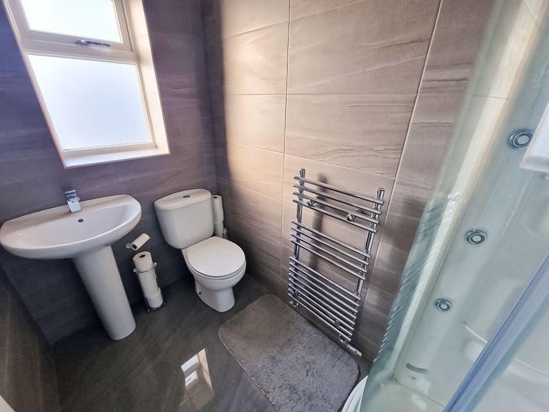 Ensuite 2