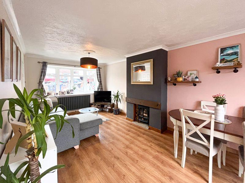 Fieldhouse Road, Burntwood, WS7 2DW 3 bed semidetached house for sale