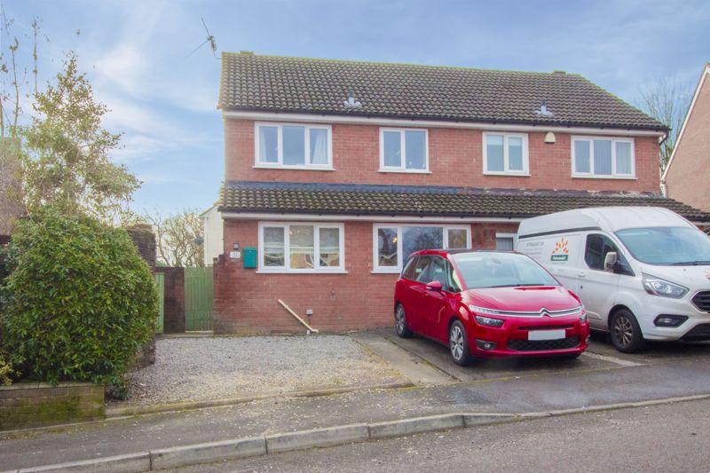 Mill Heath, Newport 3 bed semidetached house for sale £200,000