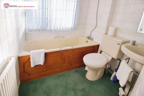 53 Benton Crescent, Bloxwich, Walsall, WS3 3AJ