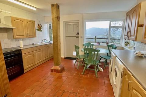 3 bedroom detached house for sale, Yr Ochr, Froncysyllte, Llangollen