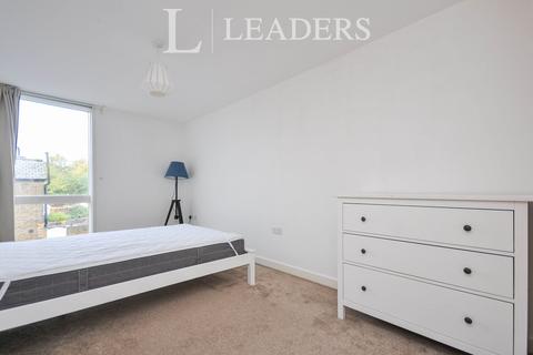 2 bedroom flat to rent, Silkworks Mews, Conington Road, SE13