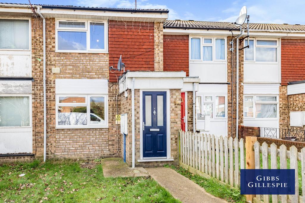 Rivington Crescent, NW7 2 bed terraced house £1,700 pcm (£392 pw)