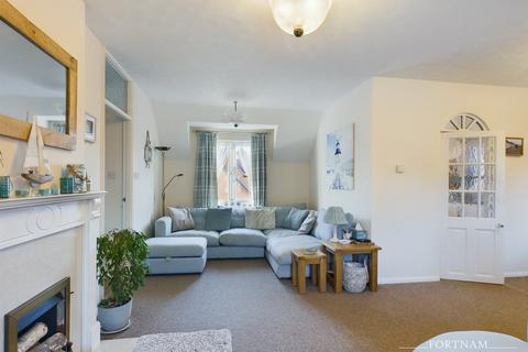 3 bedroom flat for sale, Lower Sea Lane, Charmouth, Charmouth, DT6