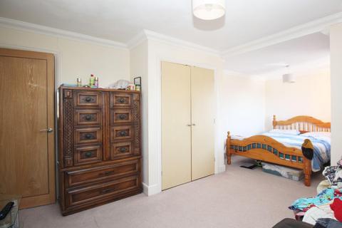22 Knebworth Gate, Stevenage, SG2 8DF