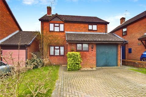 4 bedroom detached house for sale - Valley Road, Burghfield Common, RG7