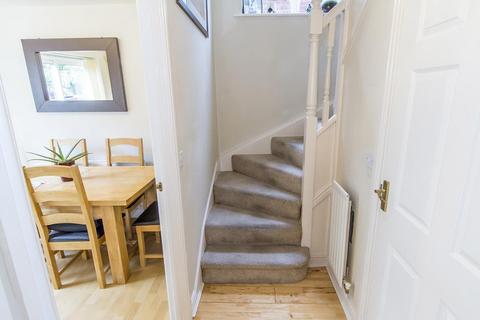 2 Burton Close, Lutterworth, LE17 4FJ
