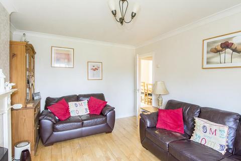 2 Burton Close, Lutterworth, LE17 4FJ
