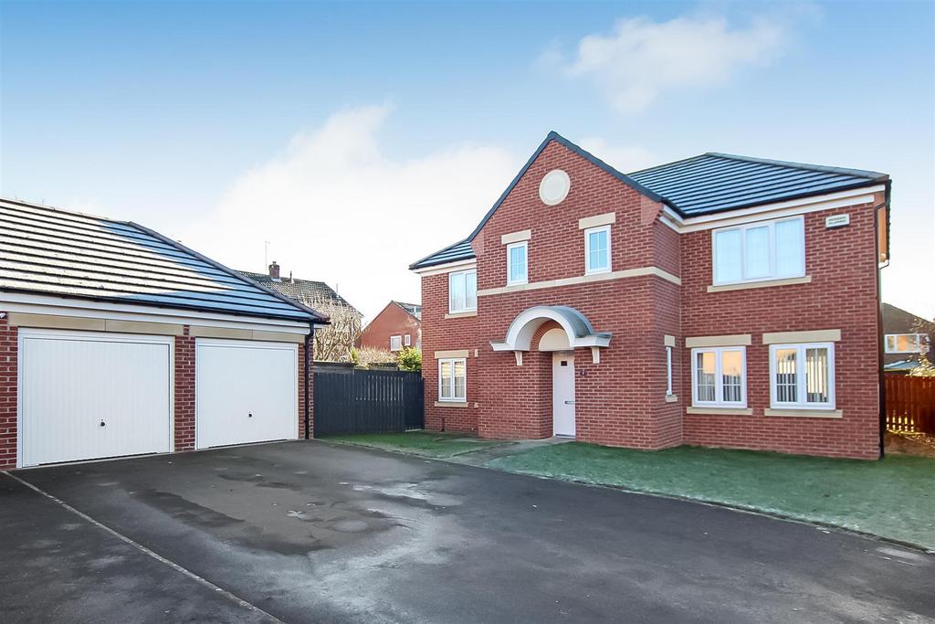 Highgrove Close, Darlington 4 bed detached house for sale £495,000