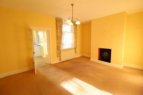 3 bedroom semi-detached house for sale, Park Road, Hadfield, Glossop