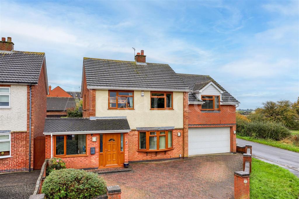 Ringwood Road, Shepshed 5 bed detached house for sale £350,000