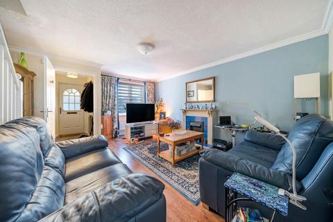 27 Grasshaven Way, London, SE28 8TJ