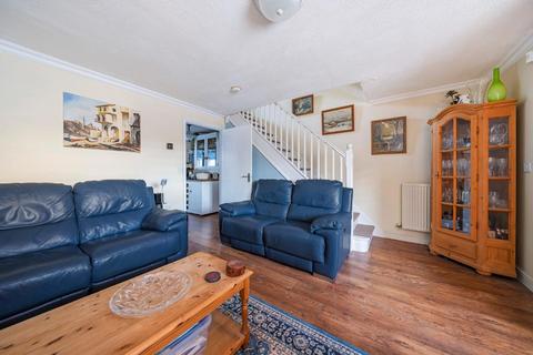 27 Grasshaven Way, London, SE28 8TJ