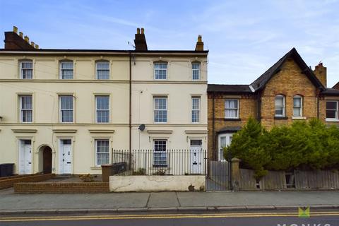 4 bedroom townhouse for sale, Upper Church Street, Oswestry