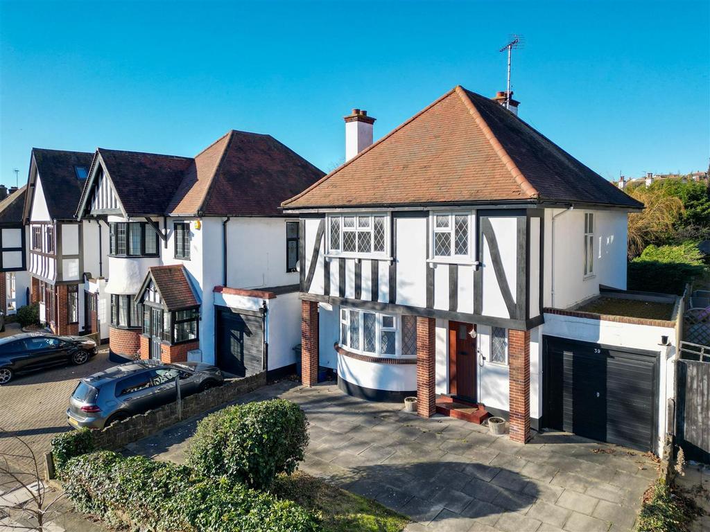 Leasway, Chalkwell 4 bed detached house for sale £950,000