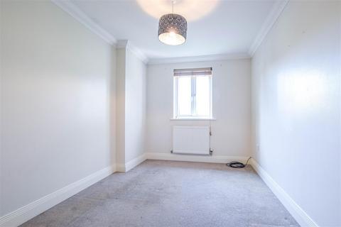 2 bedroom flat for sale, Marston Road, Hoddesdon EN11