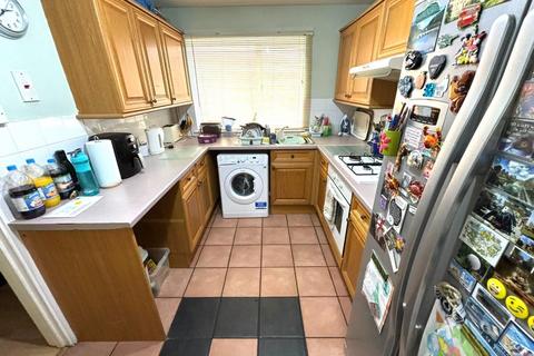 3 bedroom end of terrace house for sale - Teesdale, Southfields, Northampton NN3