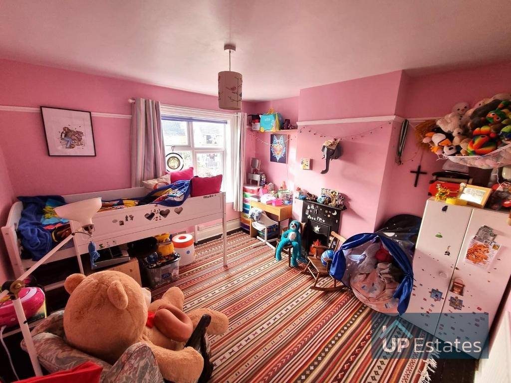 BEDROOM TWO.jpg