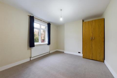 1 bedroom flat for sale, Heathhurst Road, South Croydon