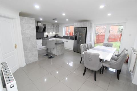 18 Duncan Grove, Shenley Church End, Milton Keynes, MK5 6HL